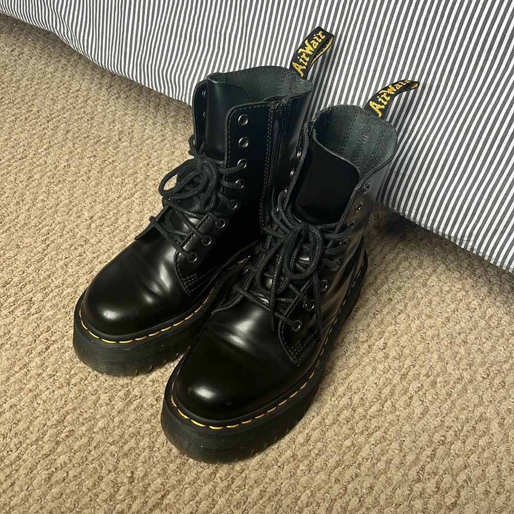 Dr. Martens Jadon black platform boots